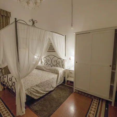 Tower Bed & Breakfast Pisa