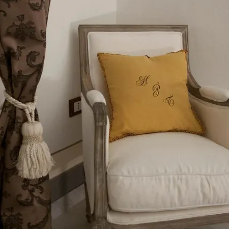 Tower Bed & Breakfast Pisa